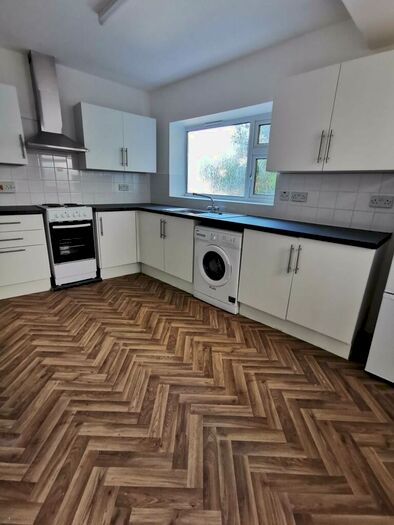 4 Bedroom Flat To Rent In Mirador Crescent, Uplands, Swansea, SA2