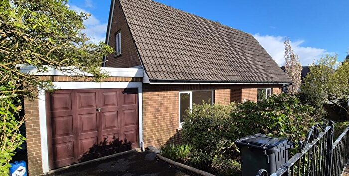 2 Bedroom House To Rent In Gilfach Road, Neath, SA10