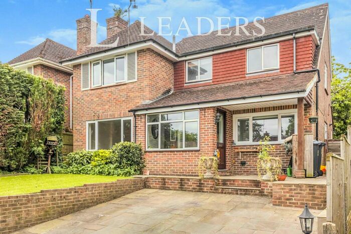 5 Bedroom Detached House To Rent In Wychperry Road, Haywards Heath, RH16