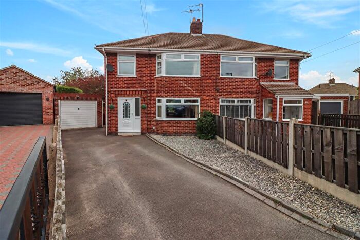 3 Bedroom Semi-Detached House For Sale In Almond Close, Calow, Chesterfield, S44