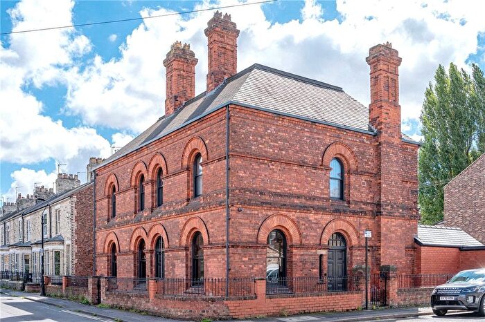5 Bedroom Detached House For Sale In Alma Terrace, York, North Yorkshire, YO10