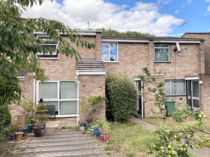 2 Bedroom Terraced House To Rent In Leafield Road, Cowley, OX4