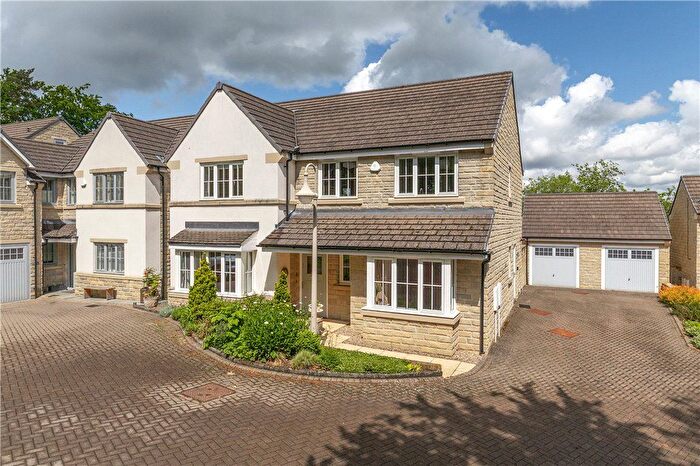 5 Bedroom Detached House To Rent In Thimblestones Court, Ilkley, West Yorkshire, LS29