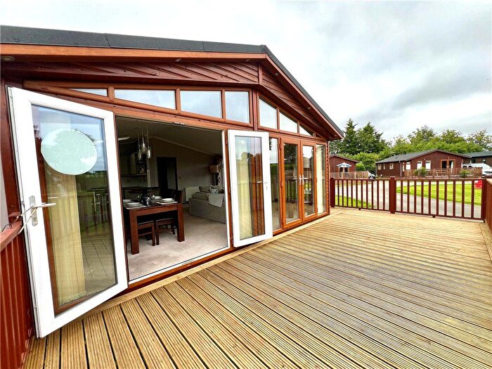 2 Bedroom Bungalow For Sale In The Horseshoe, Farley Green, Albury, Guildford, GU5