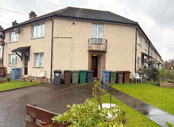 1 Bedroom 1st Floor Apartments For Sale In C Larch Grove, Belfast, BT17