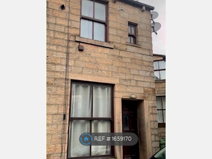 1 Bedroom Semi-Detached House To Rent In Lord Street, Bacup, OL13
