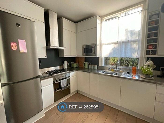 3 Bedroom Terraced House To Rent In Rattray Road, London, SW2