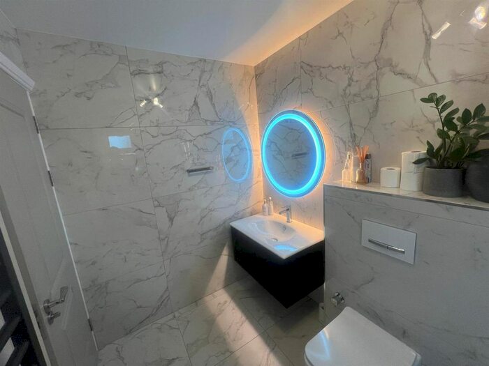 3 Bedroom Maisonette To Rent In Whitchurch Lane, Canons Park, Edgware, HA8