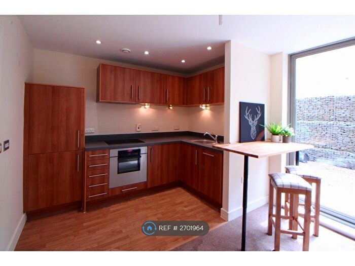 2 Bedroom Flat To Rent In Viva, Birmingham, B1