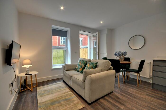 1 Bedroom Flat To Rent In Knyveton Road, Bournemouth, BH1