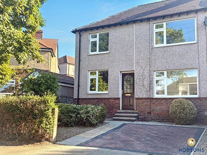 3 Bedroom Semi-detached House For Sale In Marion Grove, Alverthorpe, WF2