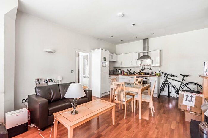 1 Bedroom Flat For Sale In Reading, Berkshire, RG1
