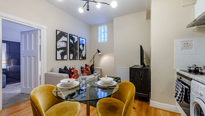 1 Bedroom Apartment To Rent In Park Rd, NW8