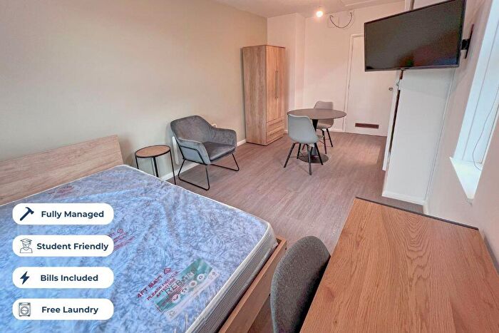 Studio To Rent In Wells Road, Bath, Somerset, BA2