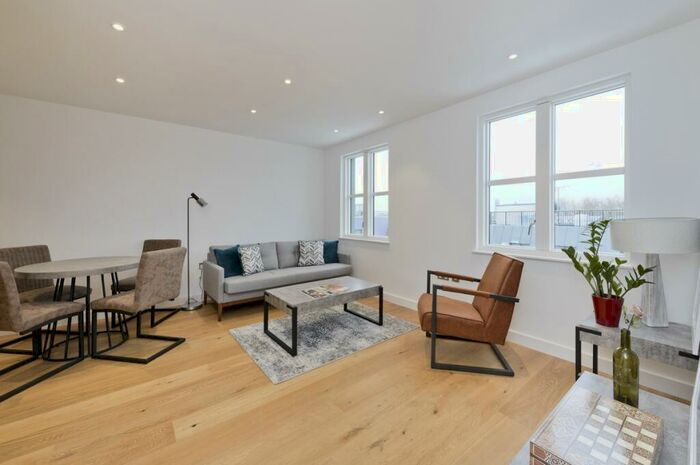Apartment To Rent In Esther Anne Place London, N1