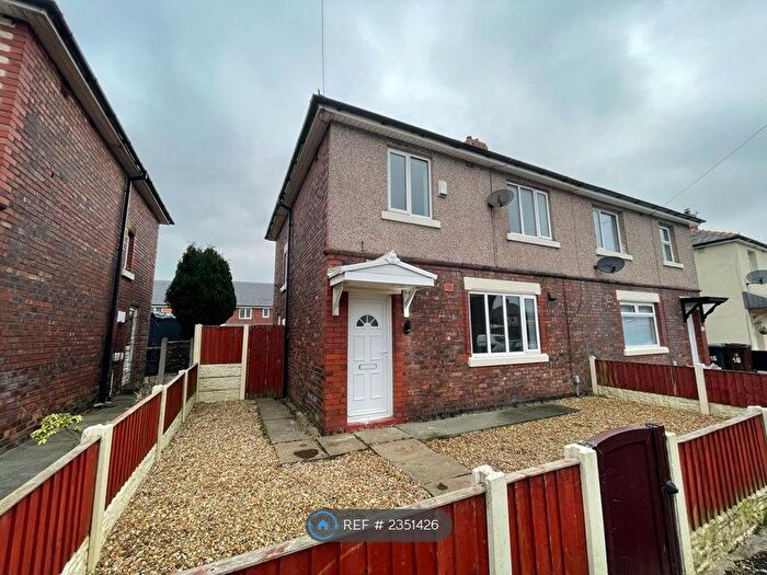 3 Bedroom Semi-Detached House To Rent In Kendal Road, Worsley, Manchester, M28