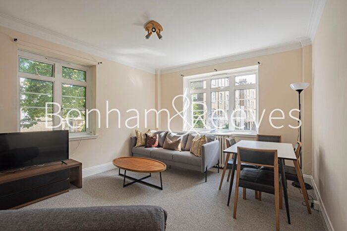 1 Bedroom Flat To Rent In Old Brompton Road, Kensington, SW5