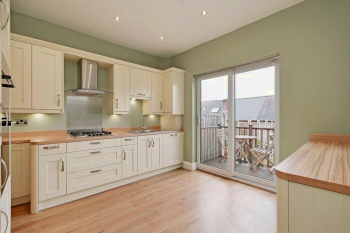 3 Bedroom Terraced House To Rent In Graham Road, Sheffield, S10