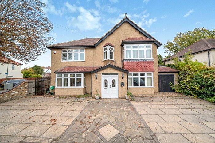 5 Bedroom Detached House For Sale In Woodcote Road, Purley, CR8
