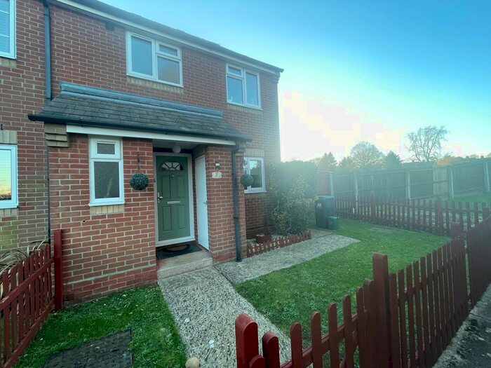 3 Bedroom Terraced House To Rent In Juniper Close, Halstead, CO9