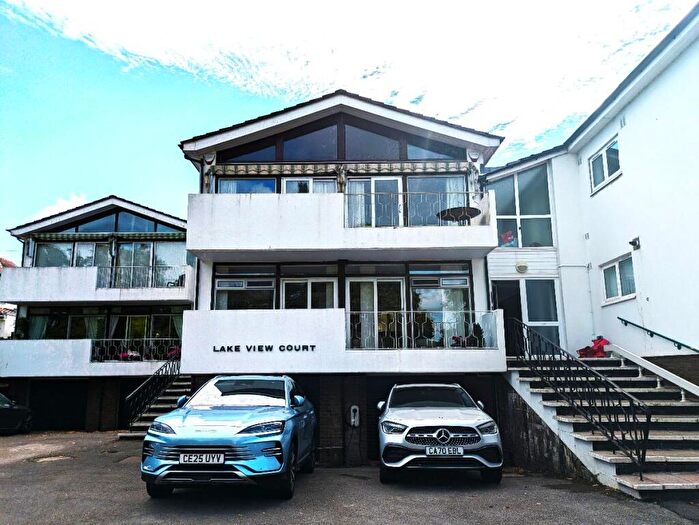 2 Bedroom Apartment To Rent In Lake View Court, Lake Road East, Cardiff, CF23