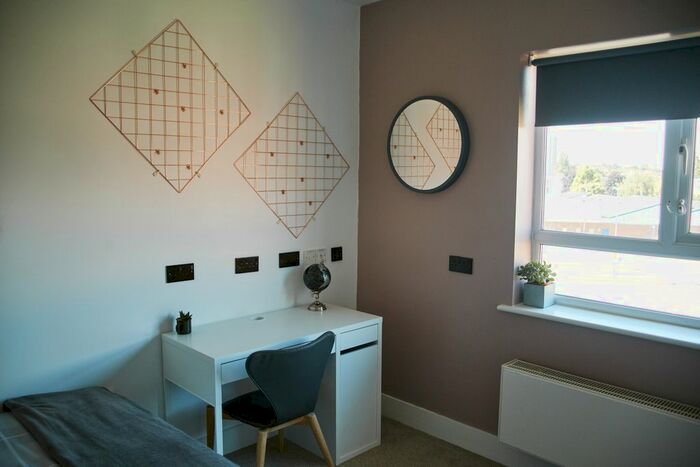 1 Bedroom Flat To Rent In Williams House, Loughborough LE11