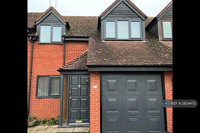 3 Bedroom Terraced House To Rent In Harger Court, Kenilworth, CV8