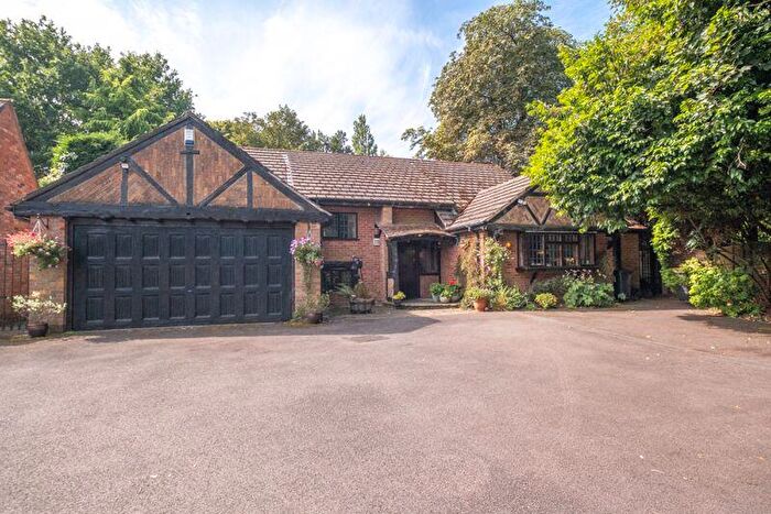 4 Bedroom Detached House For Sale In Woodstock Drive, Four Oaks, Sutton Coldfield, B74