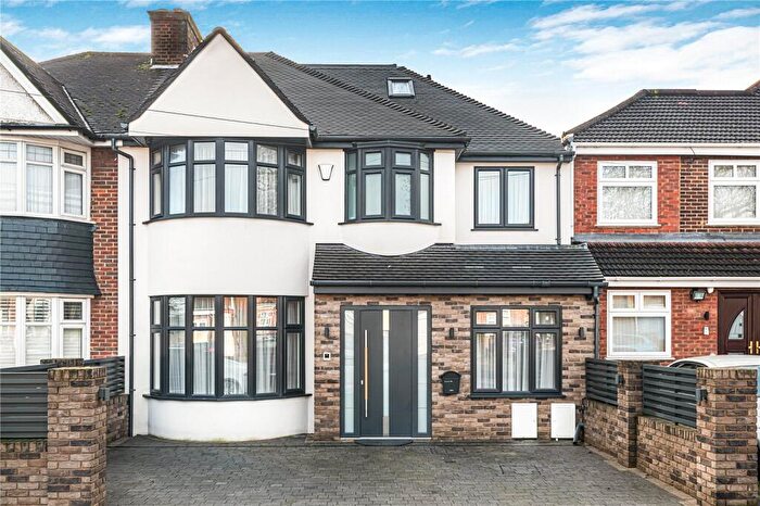 5 Bedroom Semi Detached House For Sale In Wemborough Road, Stanmore, HA7