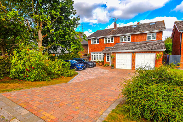 5 Bedroom Detached House For Sale In Causeway End Road, Felsted, CM6