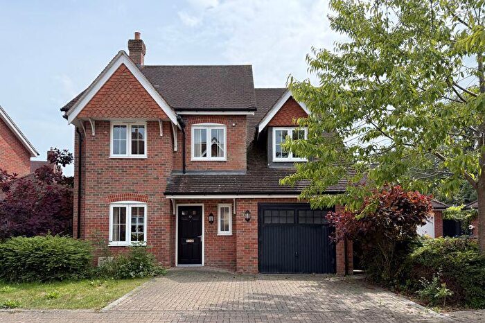 5 Bedroom Detached House For Sale In Nalder Green, East Challow, OX12
