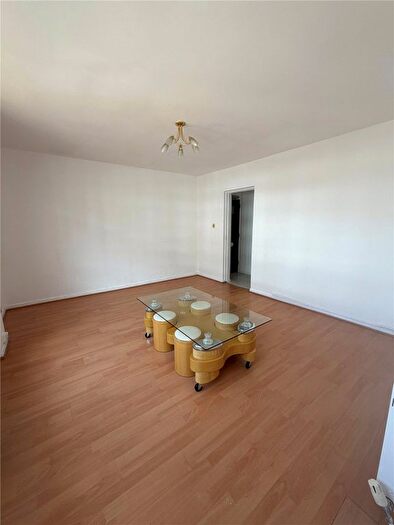 3 Bedroom Flat To Rent In Cherry Road, Enfield, EN3