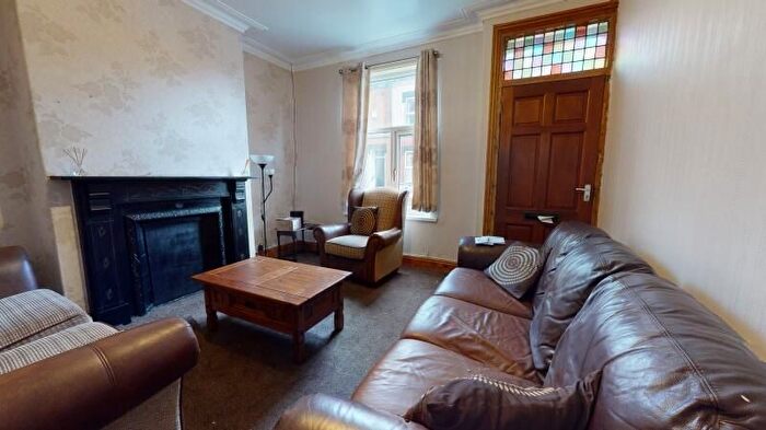 4 Bedroom Maisonette To Rent In London, SE15