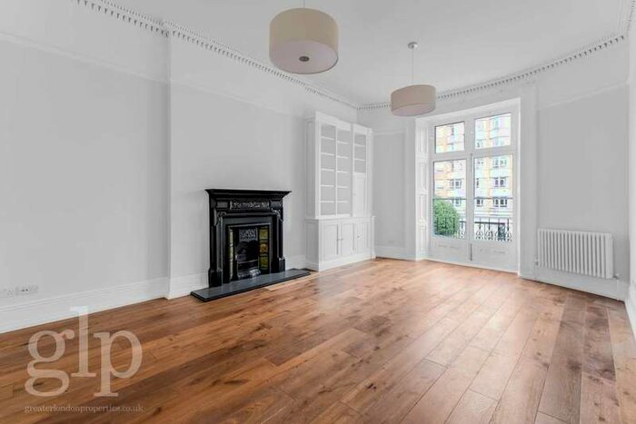 1 Bedroom Flat To Rent In Bedford Place, Bloomsbury WC1