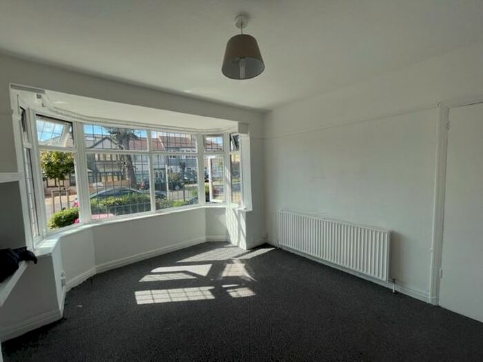 3 Bedroom Terraced House To Rent In Turner Road, Queensbury, HA8