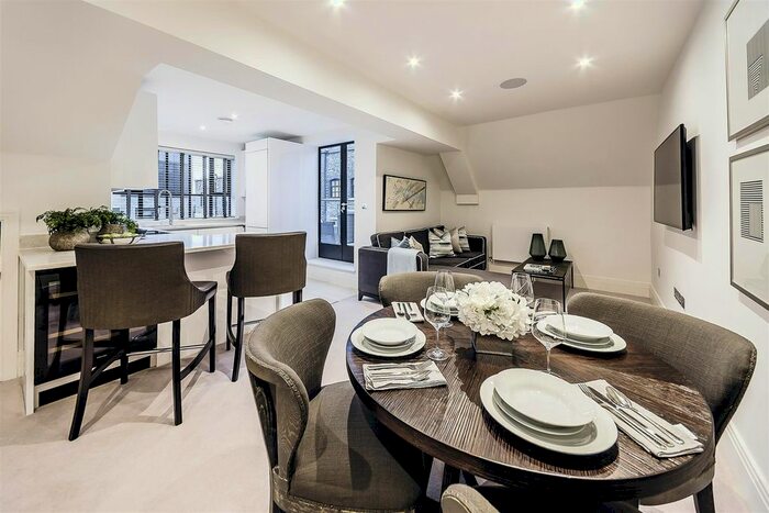 2 Bedroom Flat To Rent In Palace Wharf, Hammersmith, W6