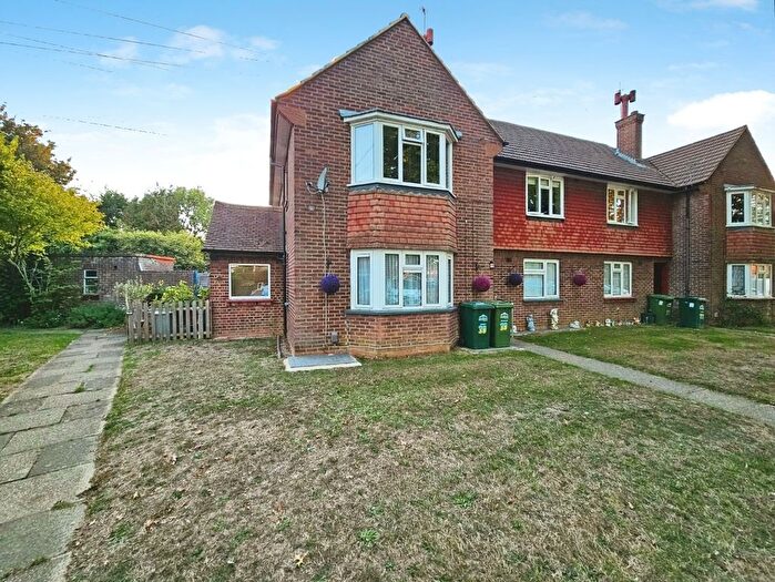 2 Bedroom Maisonette To Rent In Philip Road, Staines-Upon-Thames, Surrey, TW18