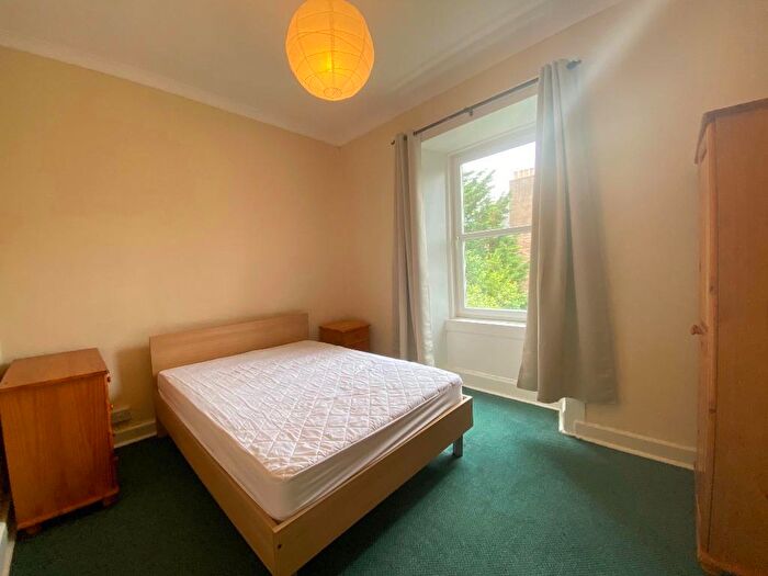 1 Bedroom Flat To Rent In Home Street, Tollcross, Edinburgh, EH3