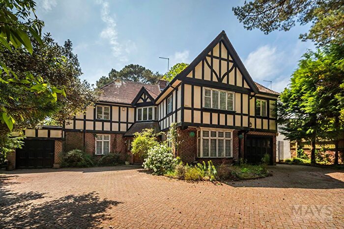 4 Bedroom Detached House For Sale In Buccleuch Road, Branksome Park, BH13