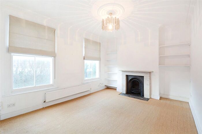 2 Bedroom Maisonette To Rent In Mildmay Grove North, Islington, N1