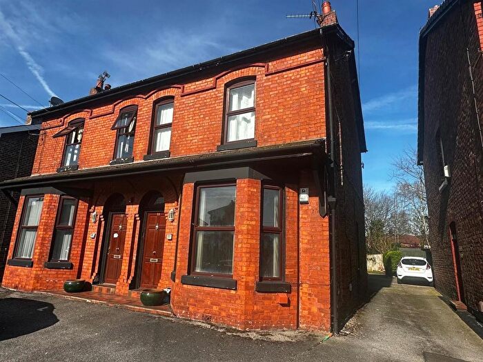 1 Bedroom Flat To Rent In Kenworthy Lane, Northenden, M22