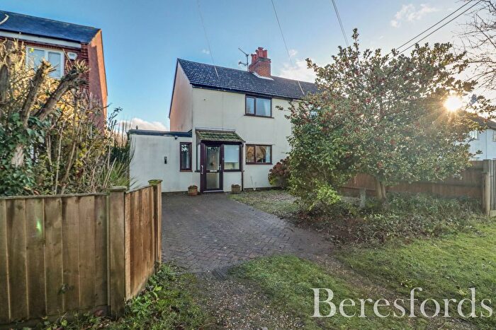 3 Bedroom Semi-Detached House For Sale In Fuller Street, Fairstead, CM3