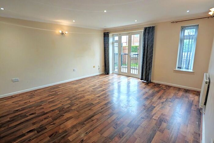2 Bedroom Apartment To Rent In Woking, Surrey, GU21