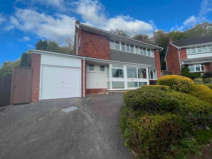 3 Bedroom Detached House To Rent In Henwood Road, Wolverhampton, WV6