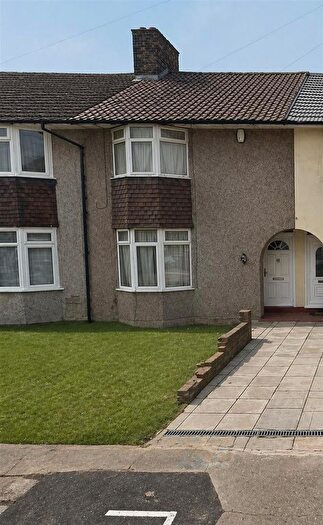 3 Bedroom Terraced House To Rent In Chaplin Road, Dagenham, RM9