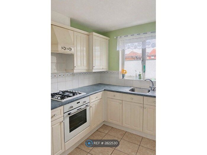 2 Bedroom Flat To Rent In Chafford Hundred, Grays, RM16