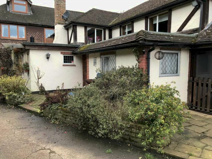 1 Bedroom Property To Rent In Horns Oak Road, Gravesend, DA13