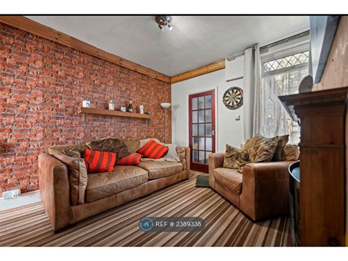 2 Bedroom Terraced House To Rent In Hazelwood Road, Nottingham, NG7