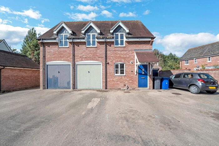 2 Bedroom Coach House For Sale In Myrtle Close, Bury St. Edmunds, IP33