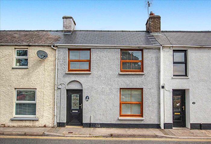 3 Bedroom Terraced House For Sale In Station Road, SA71